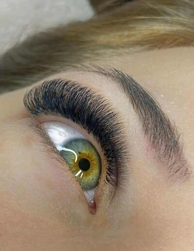 Galerie Mayerlis Eyelash Fontaine Leveque 10